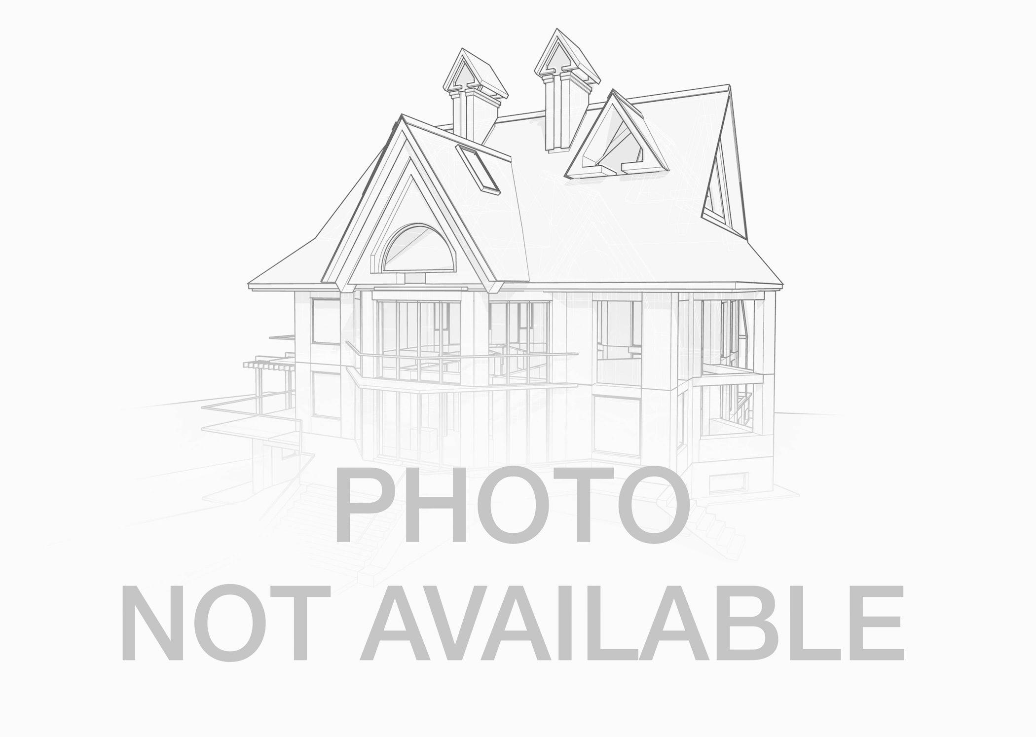 117 N Maple Street 